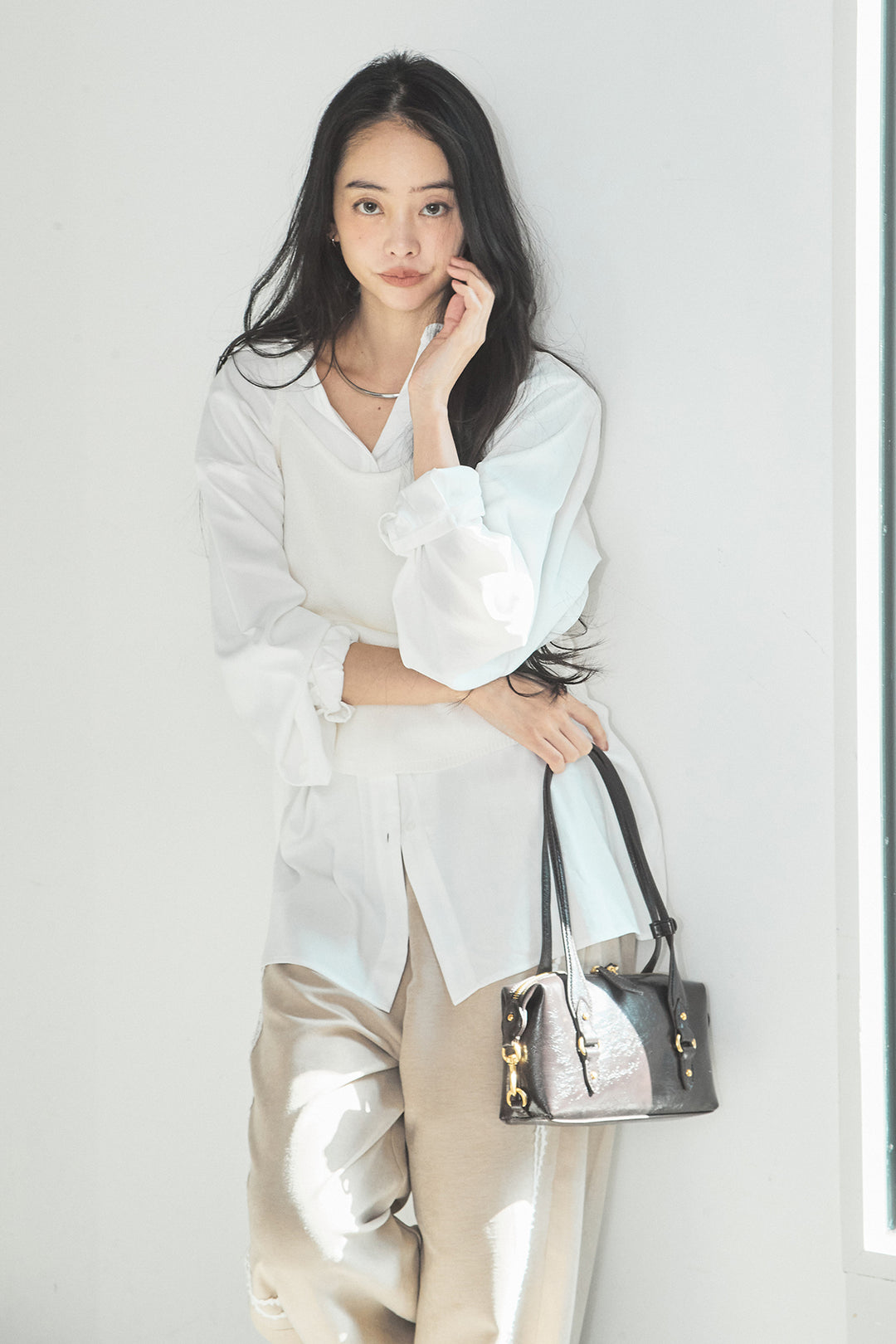 [SET]ニットキャミ付きシャツ+刺繡テープラインパンツ(2set)