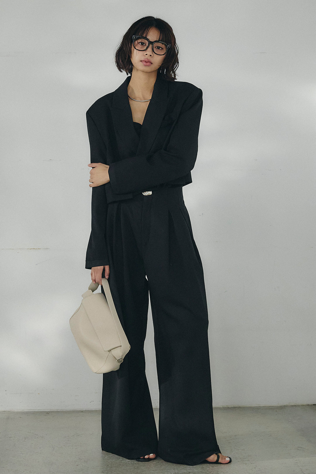 [SET]メタルプレートショート丈ジャケット+メタルプレートタックワイドパンツ(2set)