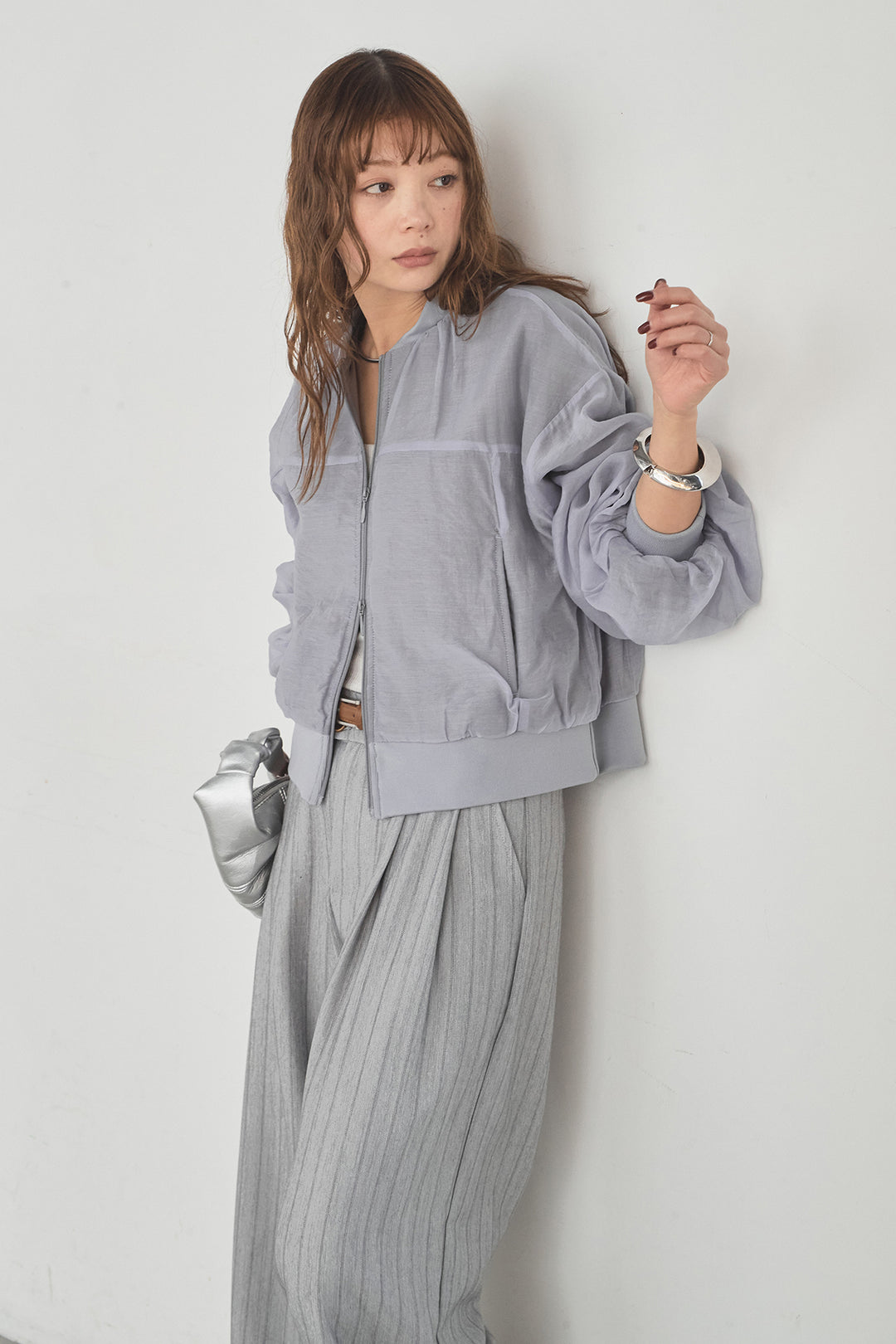 [SET]シアー×ポンチブルゾン+細ベルト付きピンストライプワイドパンツ(2set)