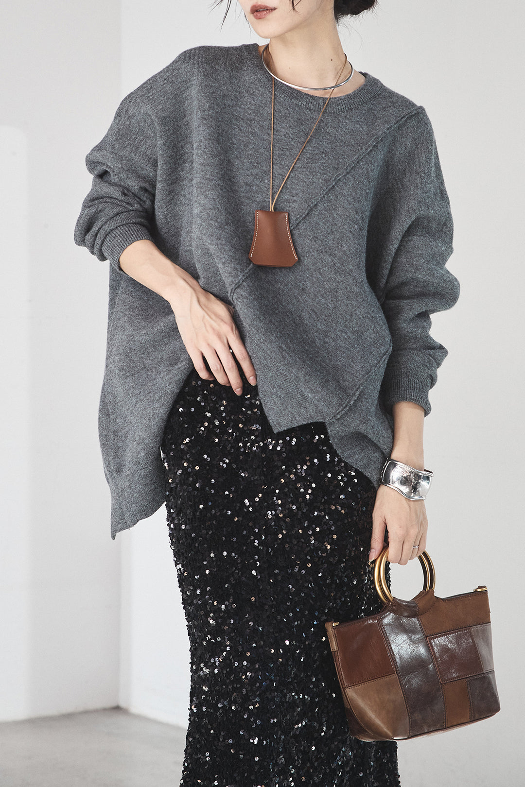 [SET]アシンメトリーデザインニットトップス+スパンコールニットワイドスカート(2set)