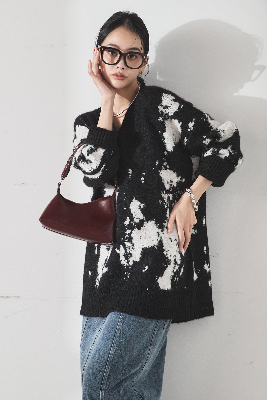 [SET]アブストラクト柄ニットプルオーバー+フロントジップデニムスカート(2set)