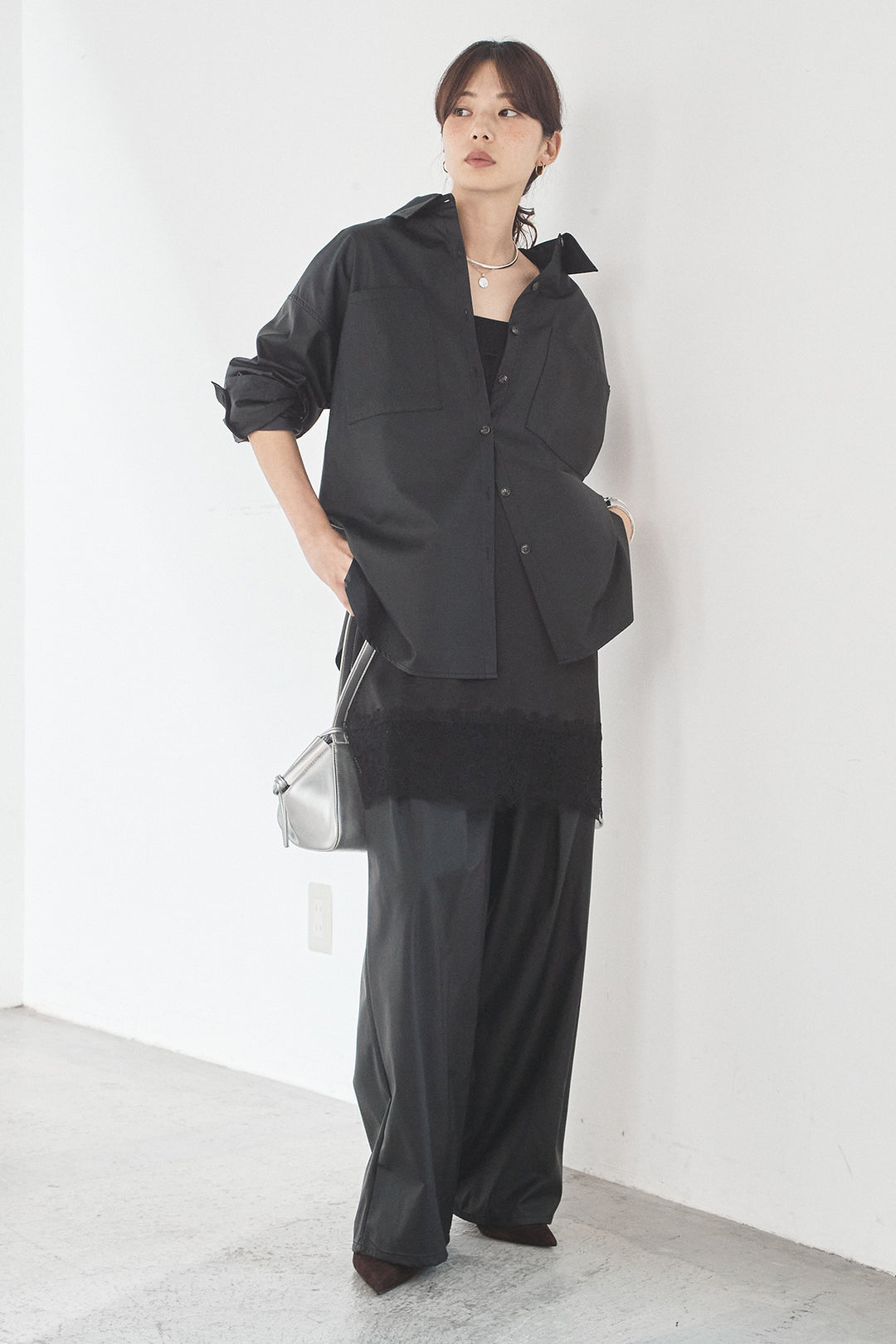 [SET]ウォッシャブルエコレザービックカフスシャツ+ウォッシャブルエコレザータックパンツ(2set)