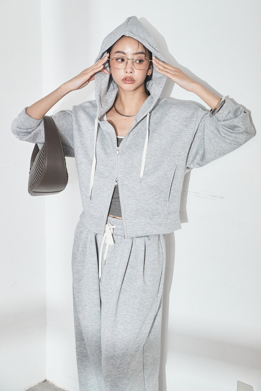 [SET]スウェットドルマンジップフードパーカー+スウェットコクーンイージーパンツ(2set)