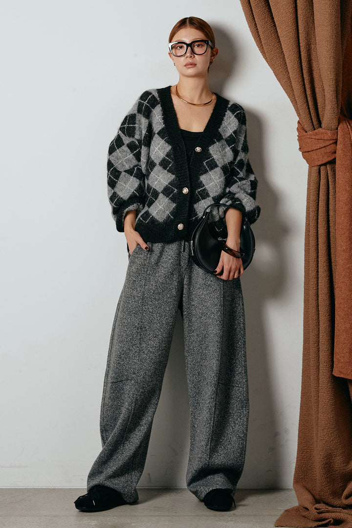 [SET]オーバーサイズ総柄Vネックニットカーディガン+杢ニットフレアパンツ(2set)