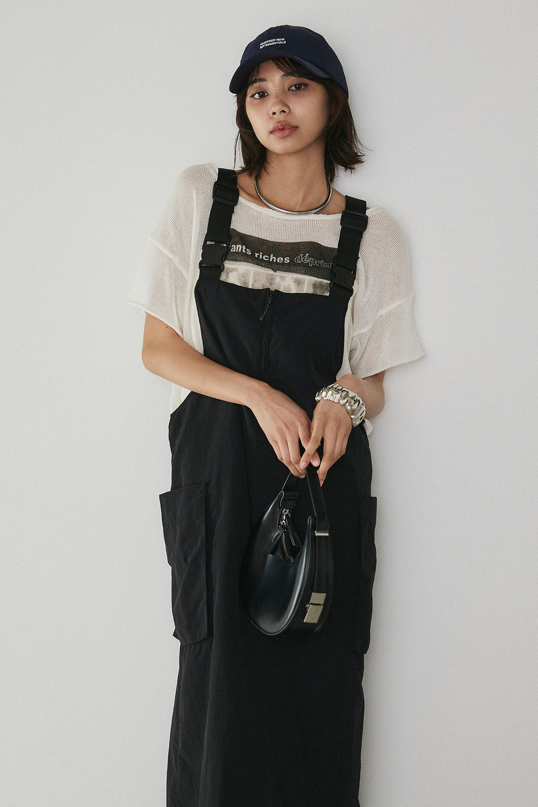 [SET]半袖モノトーングラフィックトップス+ナイロンワンピース(2set)