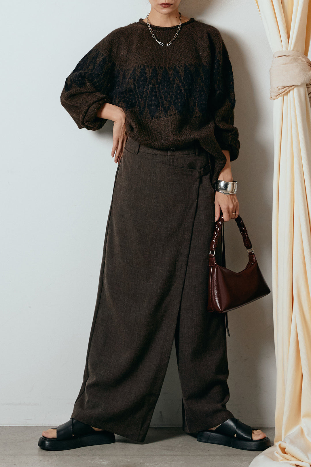 [SET]モノトーン柄ニットトップス+ラップ巻きワイドスラックス(2set)