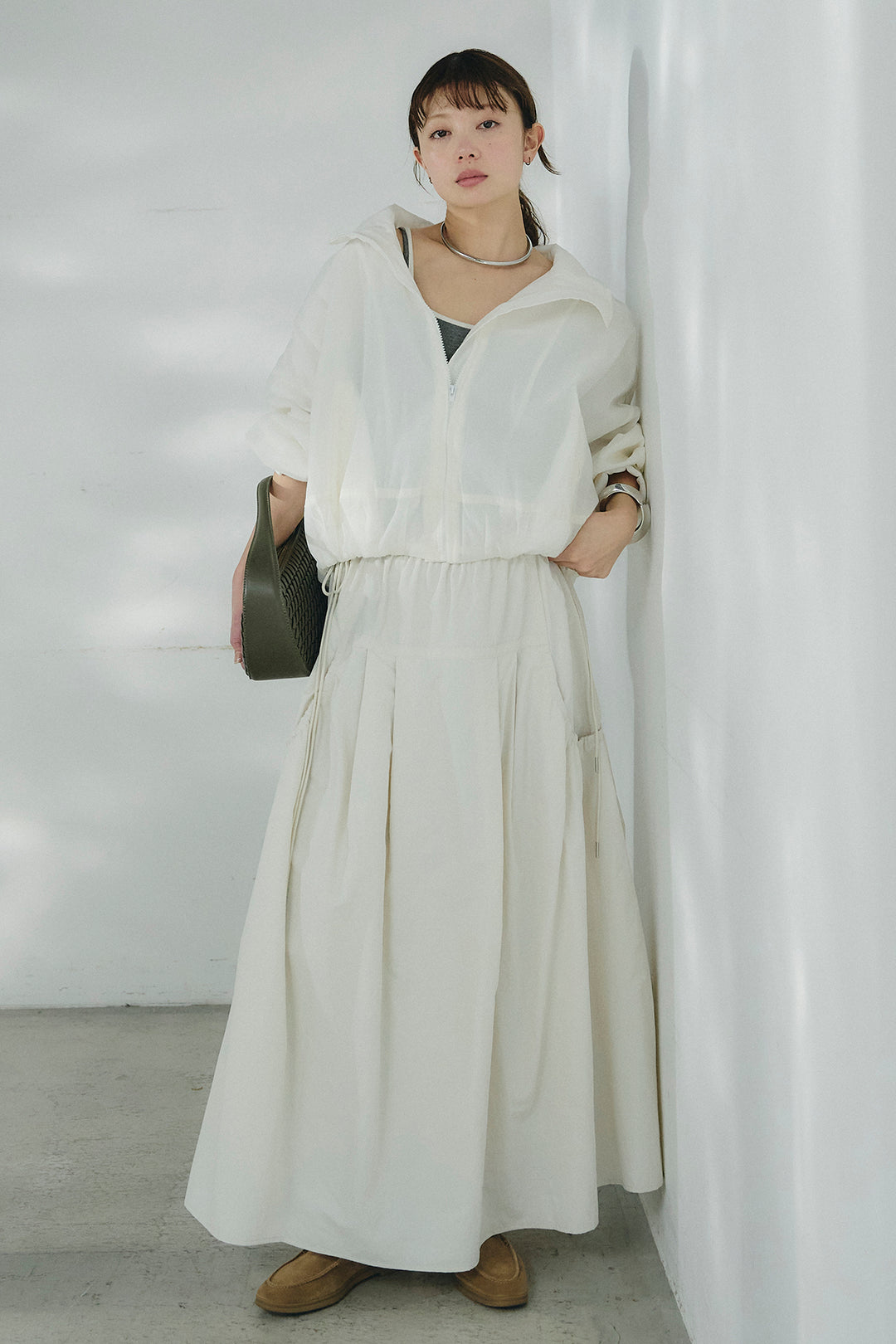 [SET]スタンドネックシアーブルゾン+ナイロンデザインフレアスカート(2set)