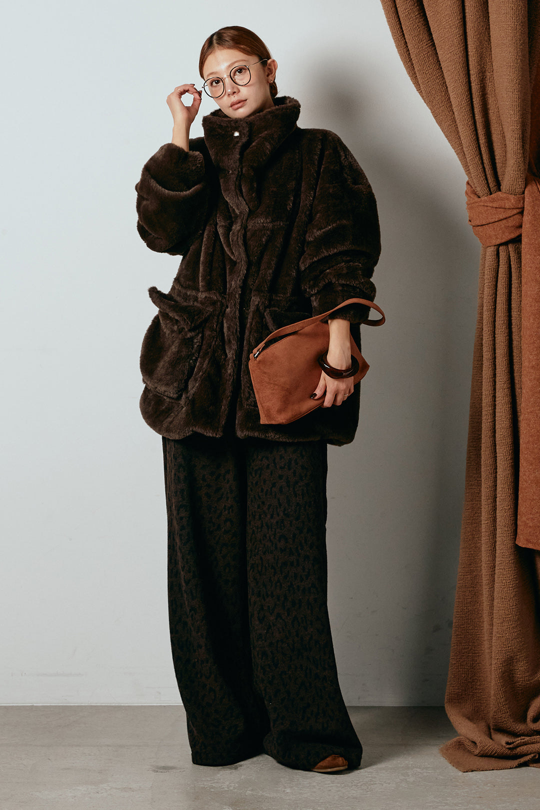 [SET]スタンドネックファーコート+レオパードジャガードニットパンツ(2set)