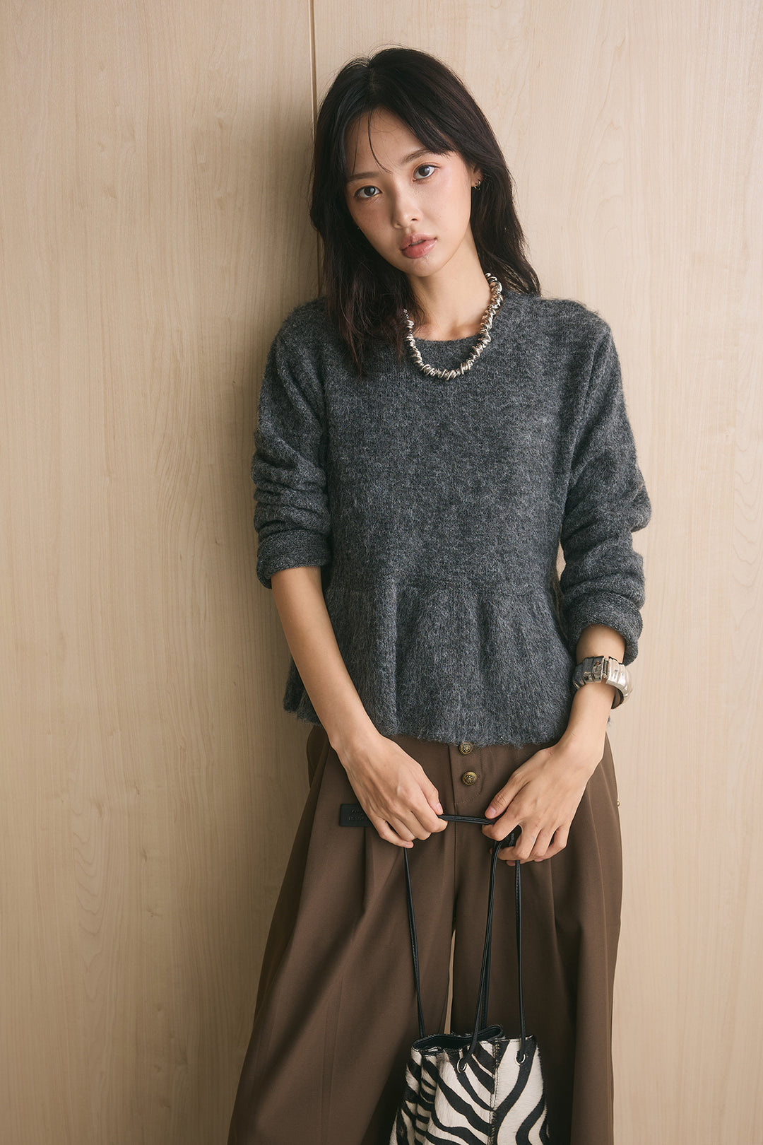 [SET]モヘアぺプラムクルーネックプルオーバー+ファイブボタンツータックワイドパンツ(2set)