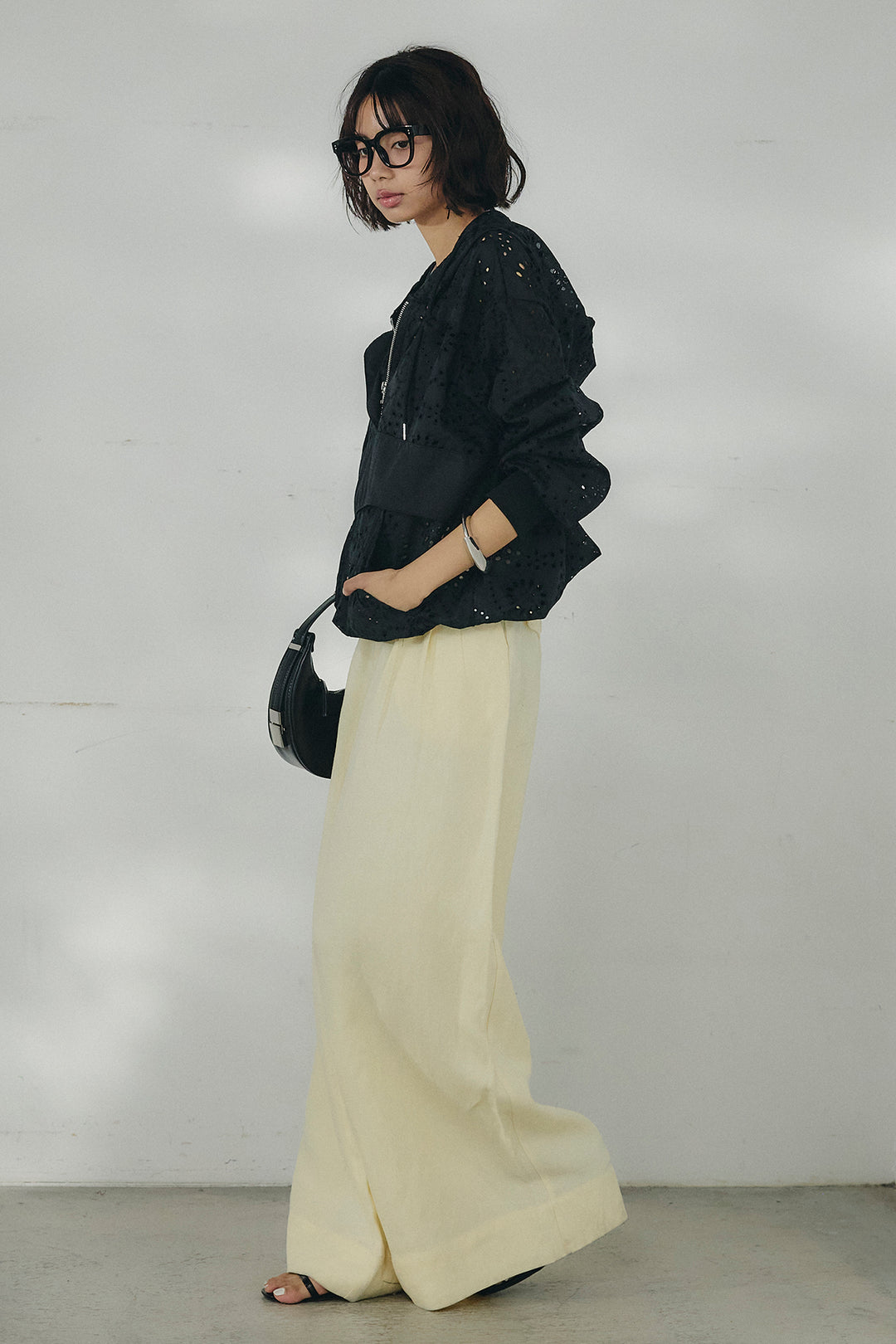 [SET]レースハーフジップアップフーディー+リネン混タックストレートワイドパンツ(2set)