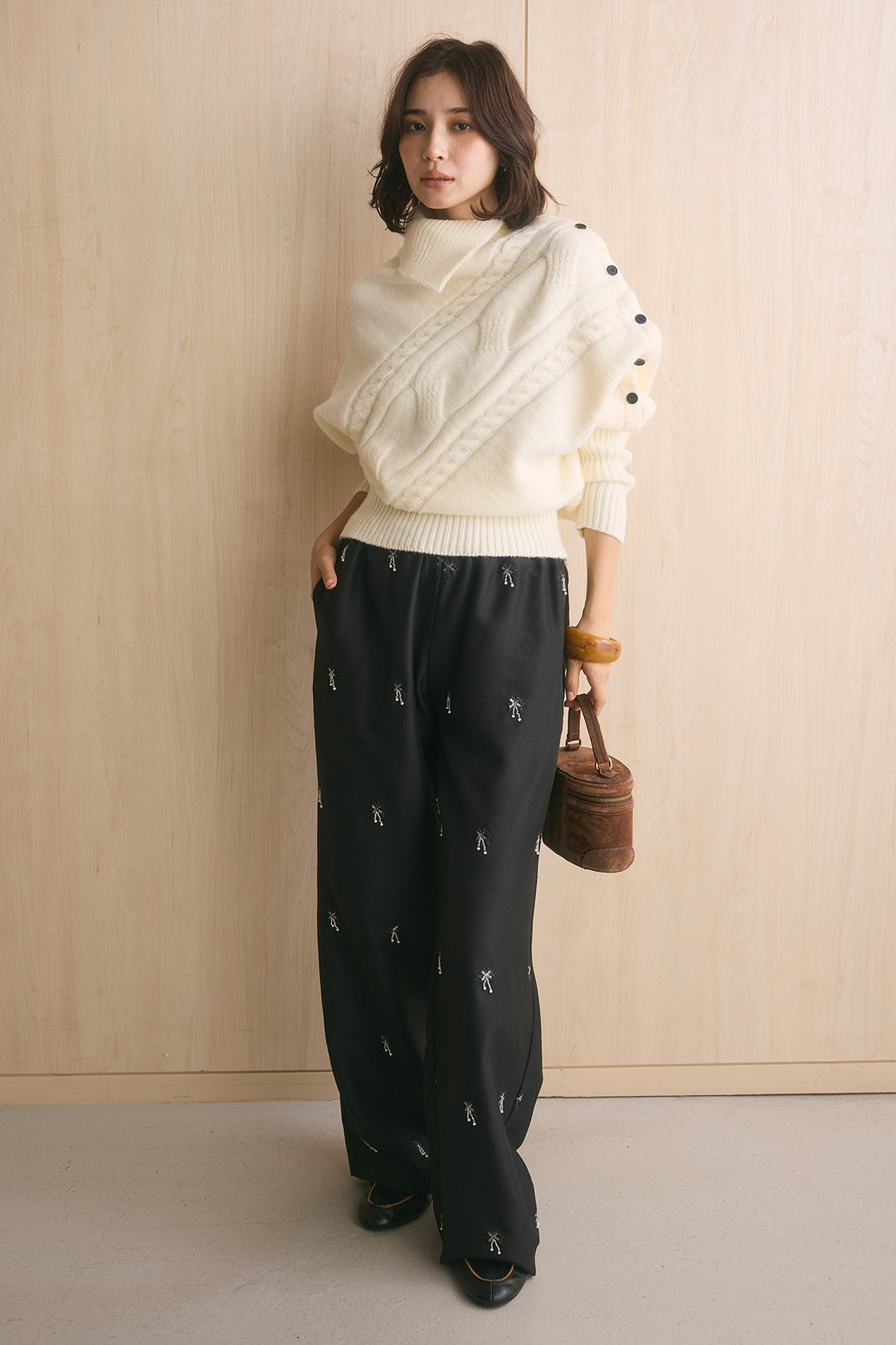 [SET]アシメカラーボタンケーブルニット+総ビーズ刺繍パンツ(2set)