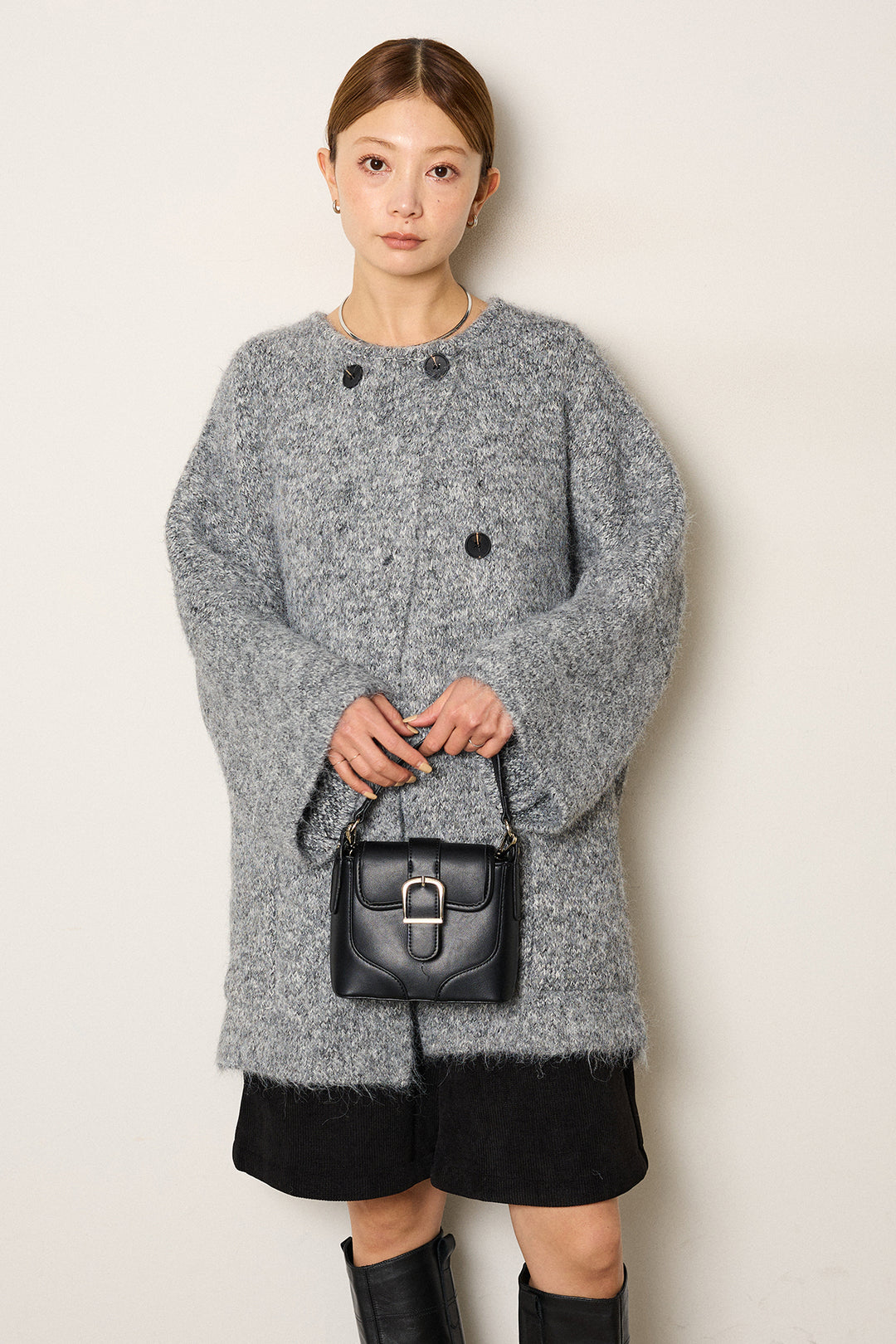 [SET]アシンメトリーボタンニットカーディガン+リラックスコーデュロイハーフパンツ(2set)