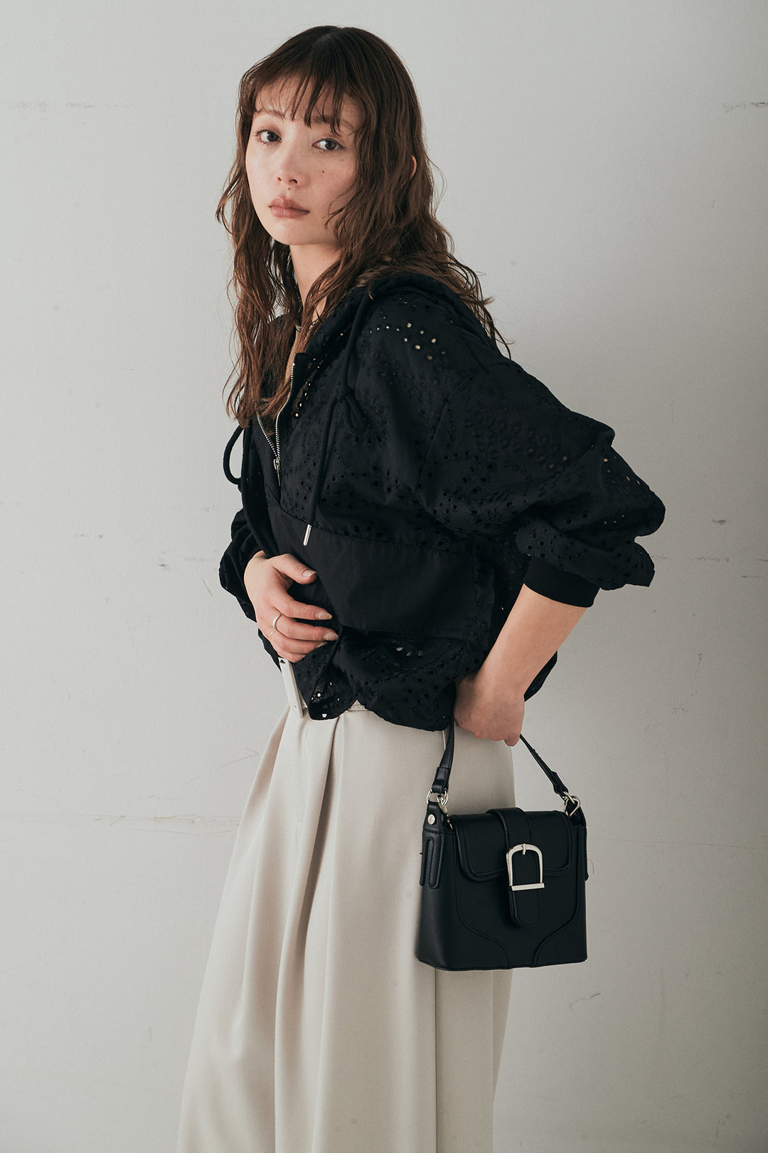 [SET]レースハーフジップアップフーディー+ベルト付きツータックワイドパンツ(2set)