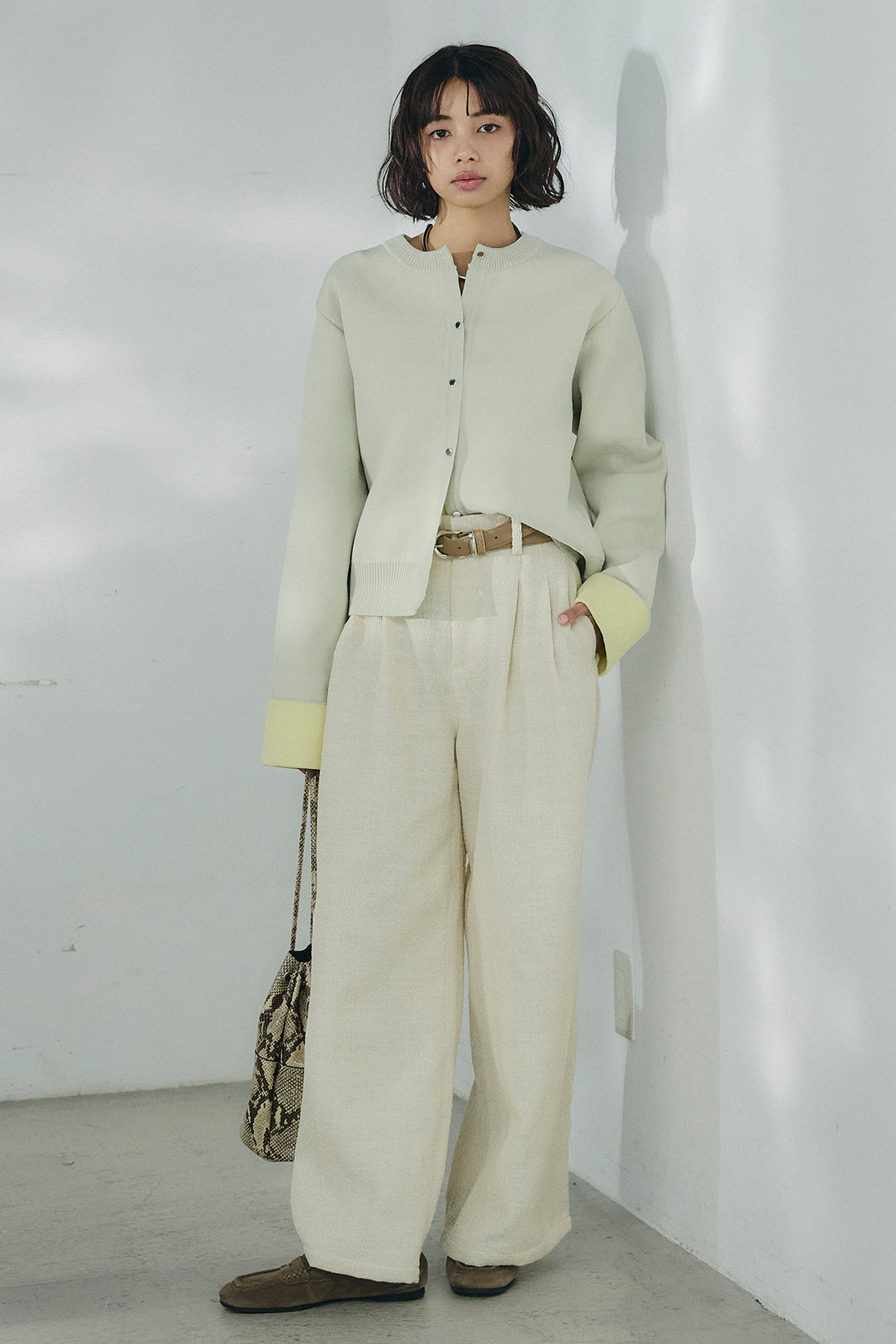 [SET]リバーシブル配色ニットカーディガン+デニムライクヘリンボーンタックパンツ(2set)