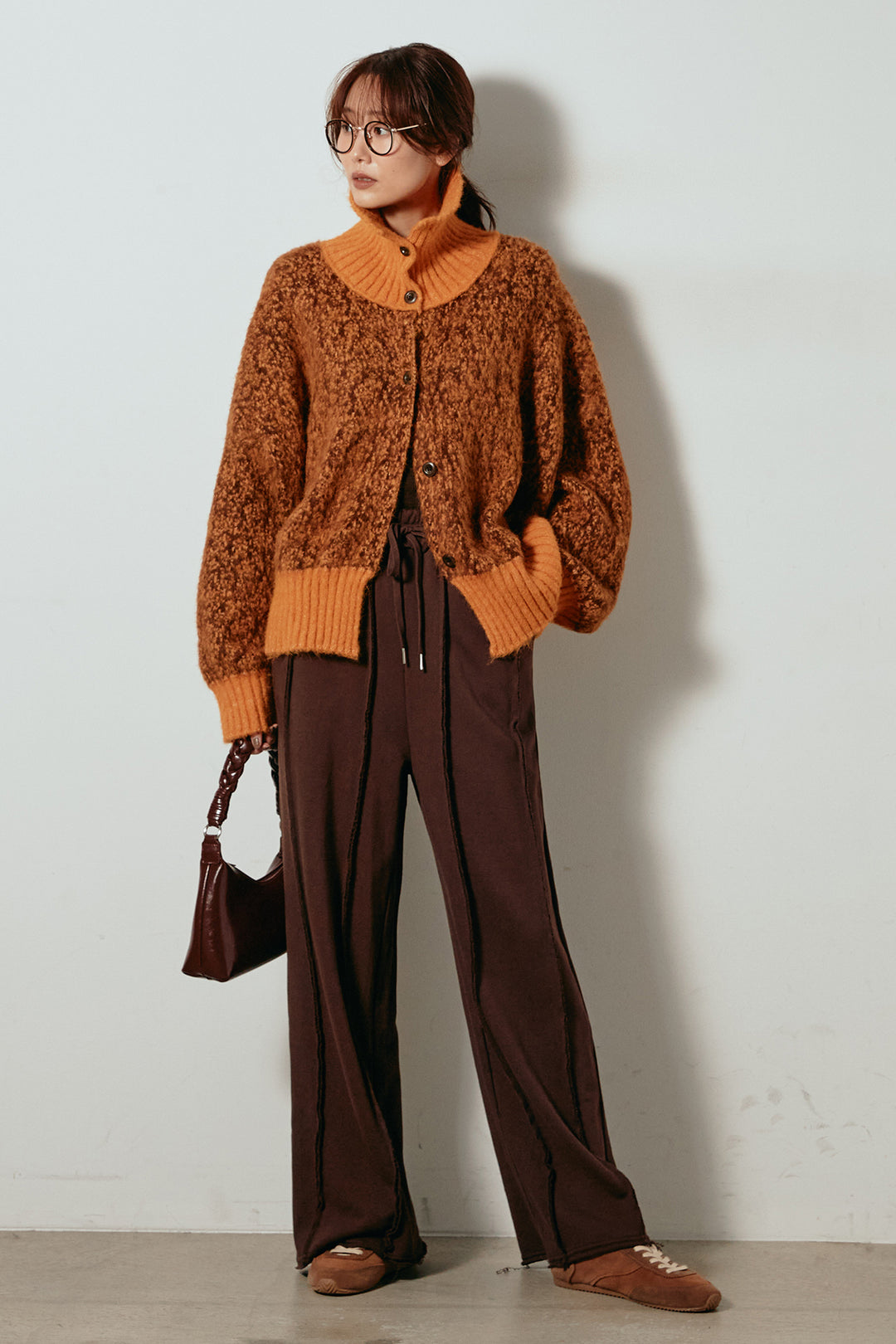 [SET]ハイネックミックスニットトップス+フロントラインデザインワイドスウェットパンツ(2set)