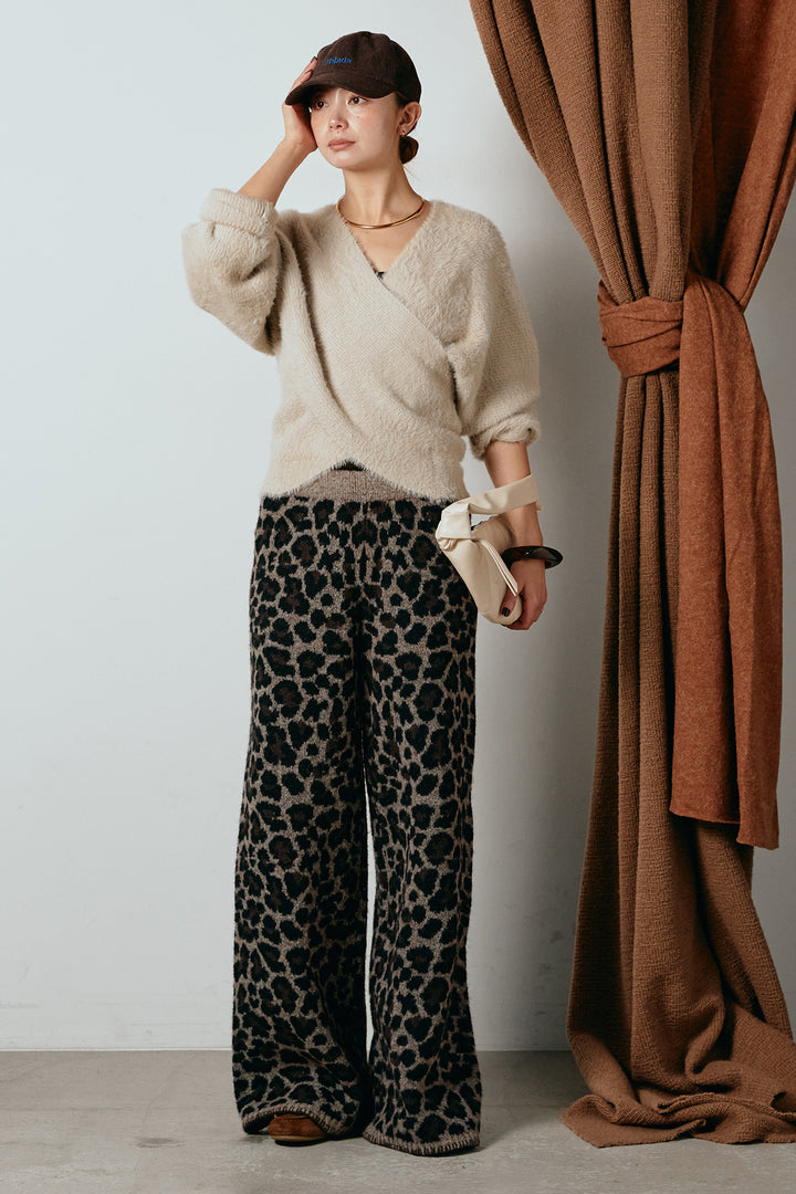 [SET]シャギーカシュクールニットトップス+リラックスレオパード柄ニットパンツ(2set)