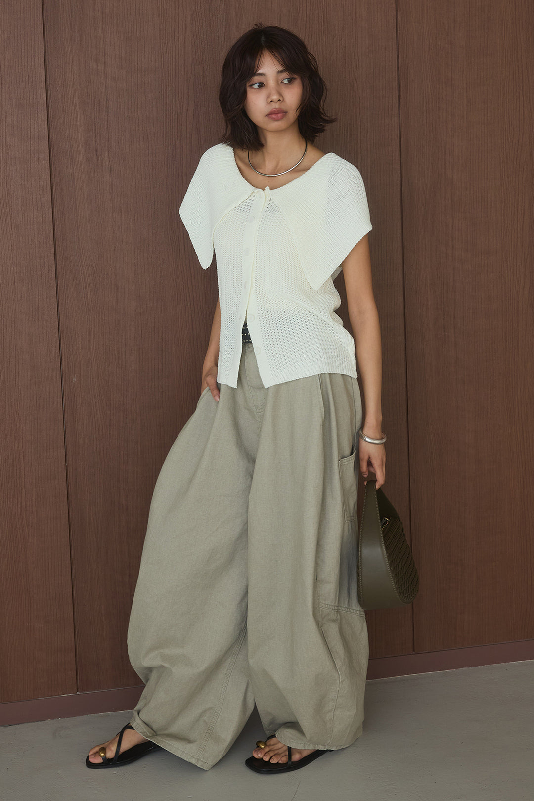 [SET]ビッグカラーボタンニットトップス+ベルト付きカラーデニムパンツ(2set)