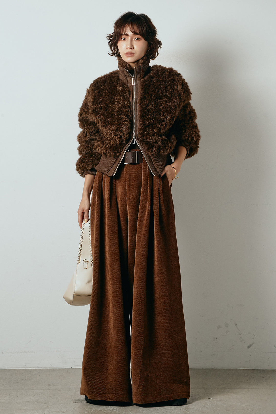 [SET]ハイネックショート丈ボアジップブルゾン+ベルトループコーデュロイワイドパンツ(2set)