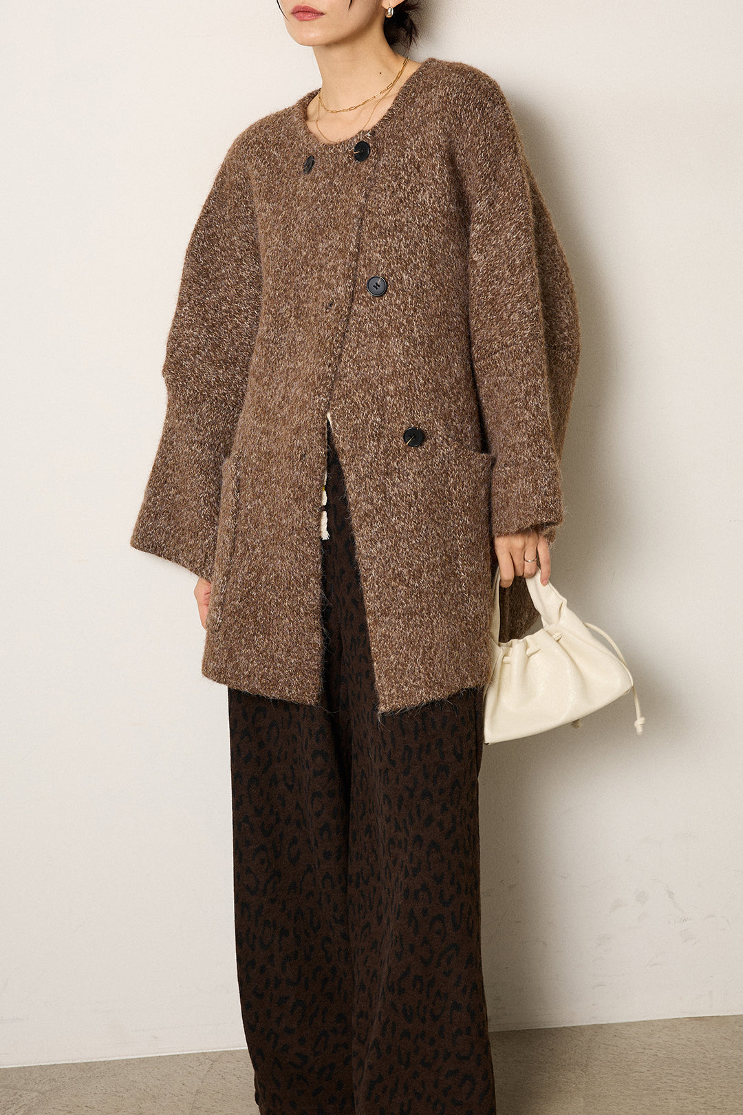 [SET]アシンメトリーボタンニットカーディガン+レオパードジャガードニットパンツ(2set)