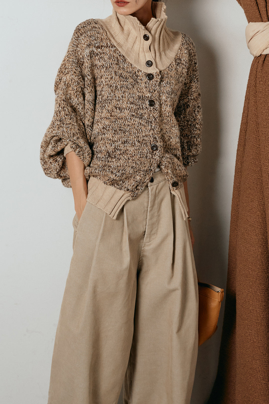 [SET]ハイネックミックスニットカーディガン+フロントタック入りコーデュロイパンツ(2set)