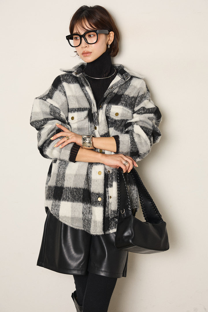 [SET]起毛チェック柄ポケットアウター+ストレッチエコレザーバミューダパンツ+リブニットシームレスタートルプルオーバー(3set)