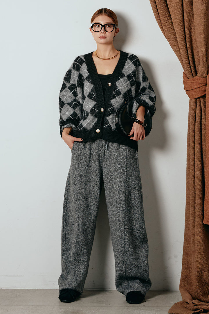 [SET]オーバーサイズ総柄Vネックニットカーディガン+杢ニットフレアパンツ(2set)