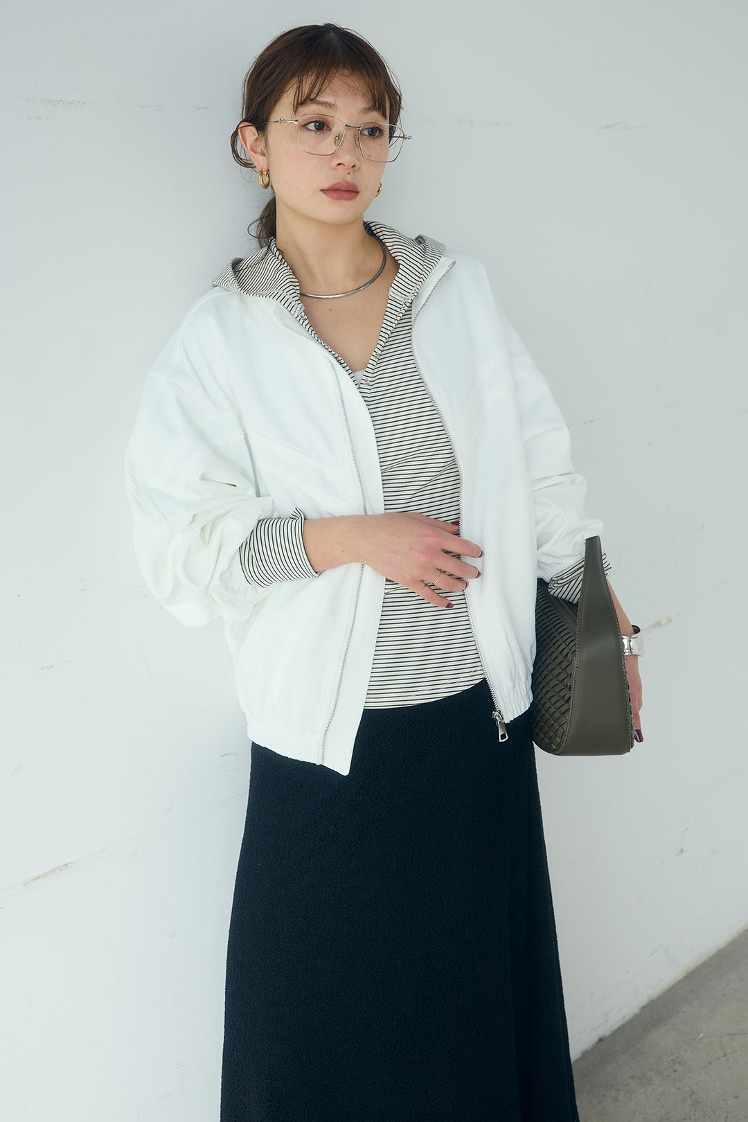 [SET]マルチ切り替えドルマンブルゾン+メッシュ刺繍ロングスカート+ボーダーフーディーロンT(3set)