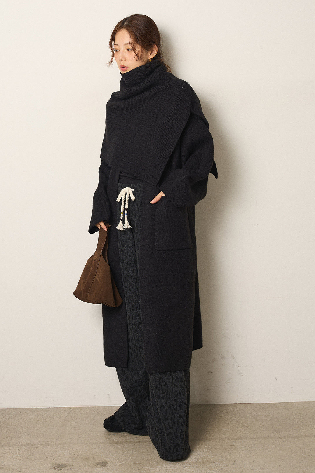 [SET]ケープレイヤードロングカーディガン+レオパードジャガードニットパンツ(2set)