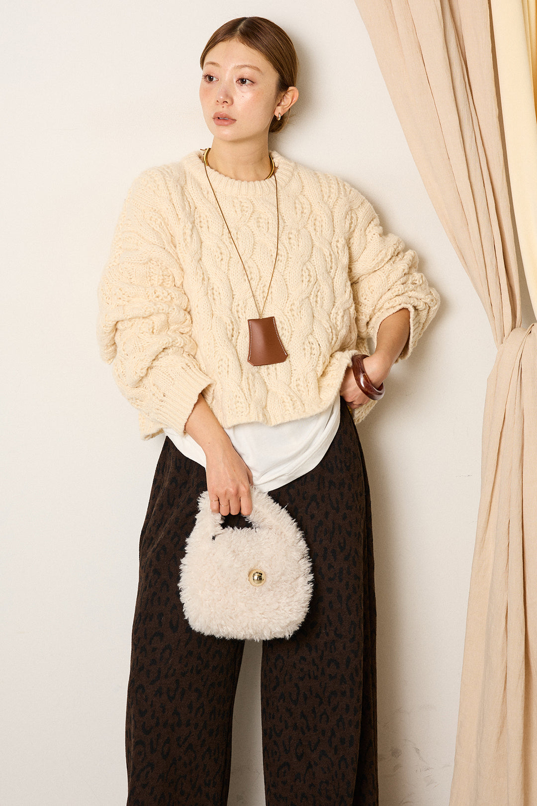 [SET]ケーブルリラックスショートニット+レオパードジャガードニットパンツ(2set)