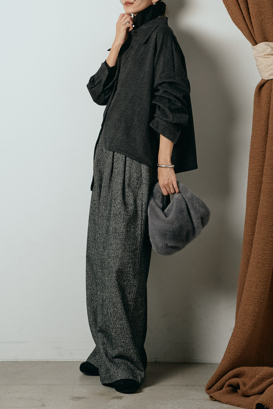 [SET]裾アシンメトリーデザインシャツ+タックツイードワイドパンツ+リブニットシームレスタートルプルオーバー(3set)