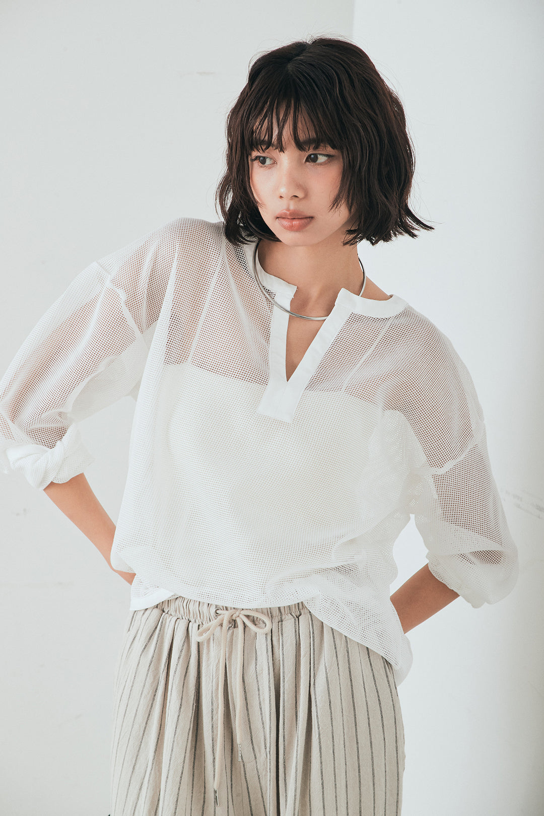 [SET]メッシュカットソースキッパープルオーバー+リネンライクストライプタックイージーパンツ(2set)