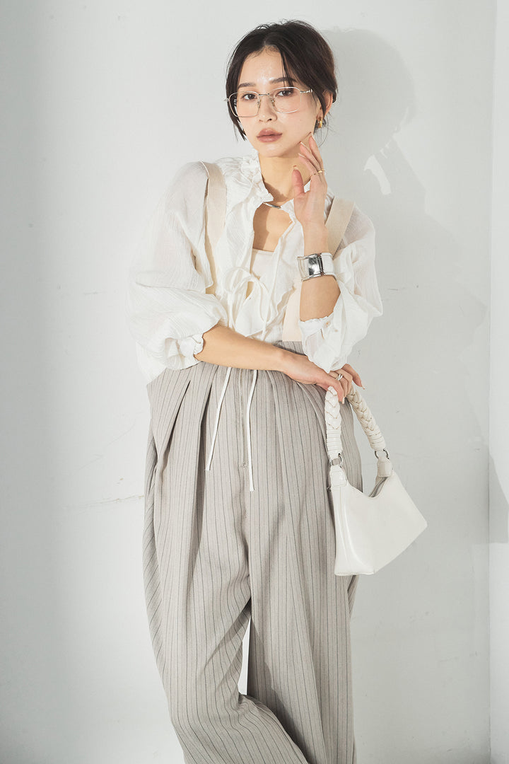 [SET]フロントリボンフリルブラウス+ピンストライプツータックサロペット(2set)