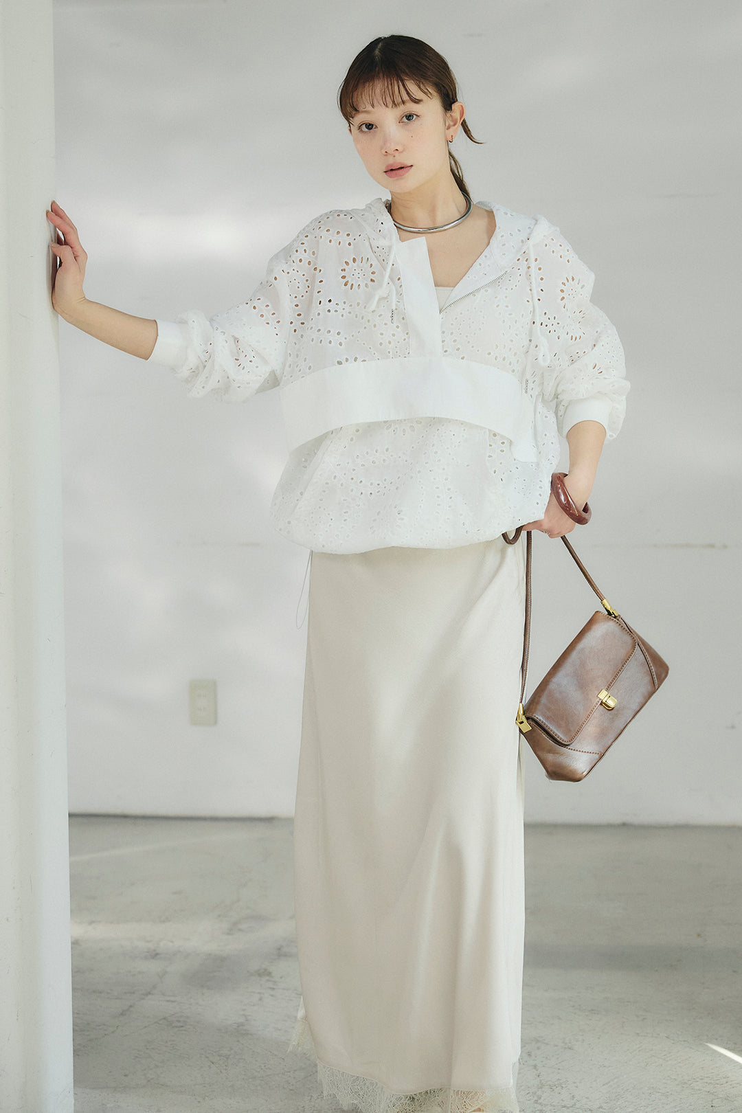 [SET]レースハーフジップアップフーディー+バイアスナローサテンスカート(2set)