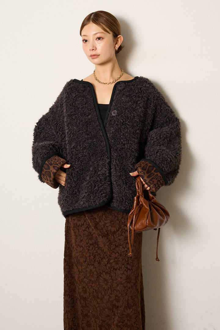 [SET]ノーカラー裏地レオパードボアアウター+花柄刺繍ベロアフレアスカート(2set)