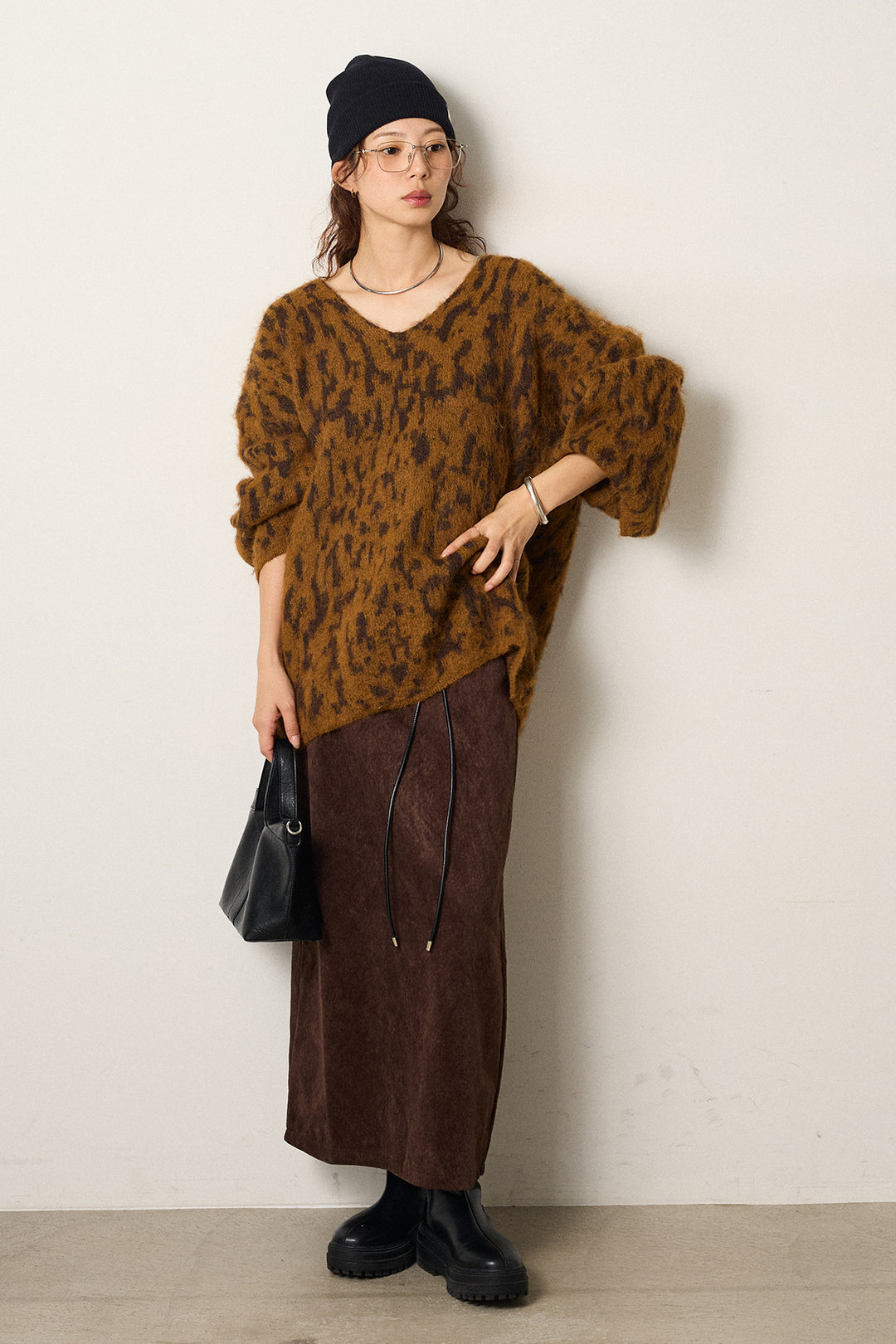 [SET]フラッフィーレオパードシャギーニット+ロープベルト付きスウェード調スカート(2set)