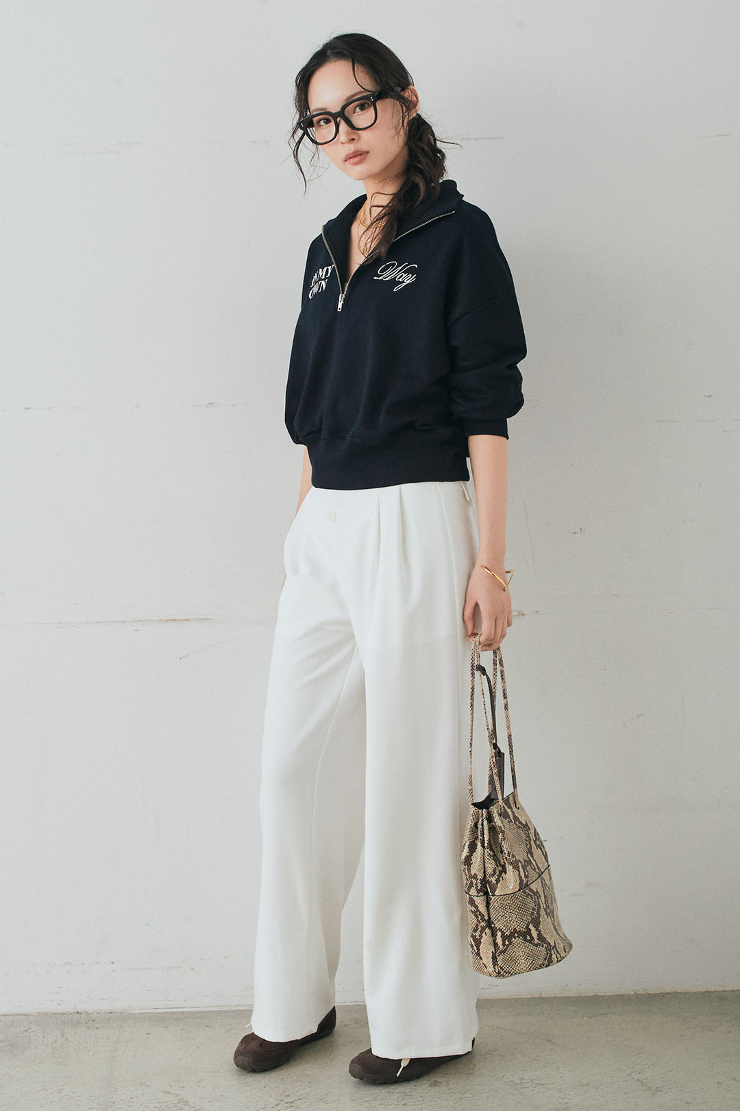 [SET]裏毛ロゴ刺繍ハーフZIPスウェット+斜めボタンタック入りスラックス(2set)