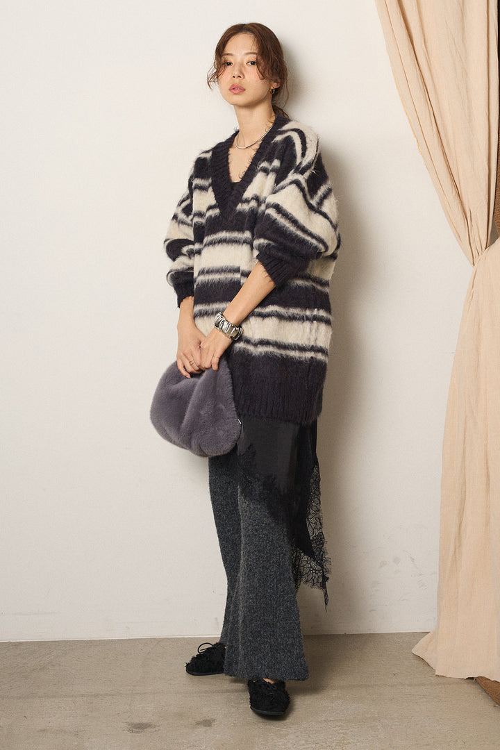 [SET]ルーズVネックボーダーニットトップス+レースドッキングサテンキャミソール+杢ニットリブフレアパンツ(3set)