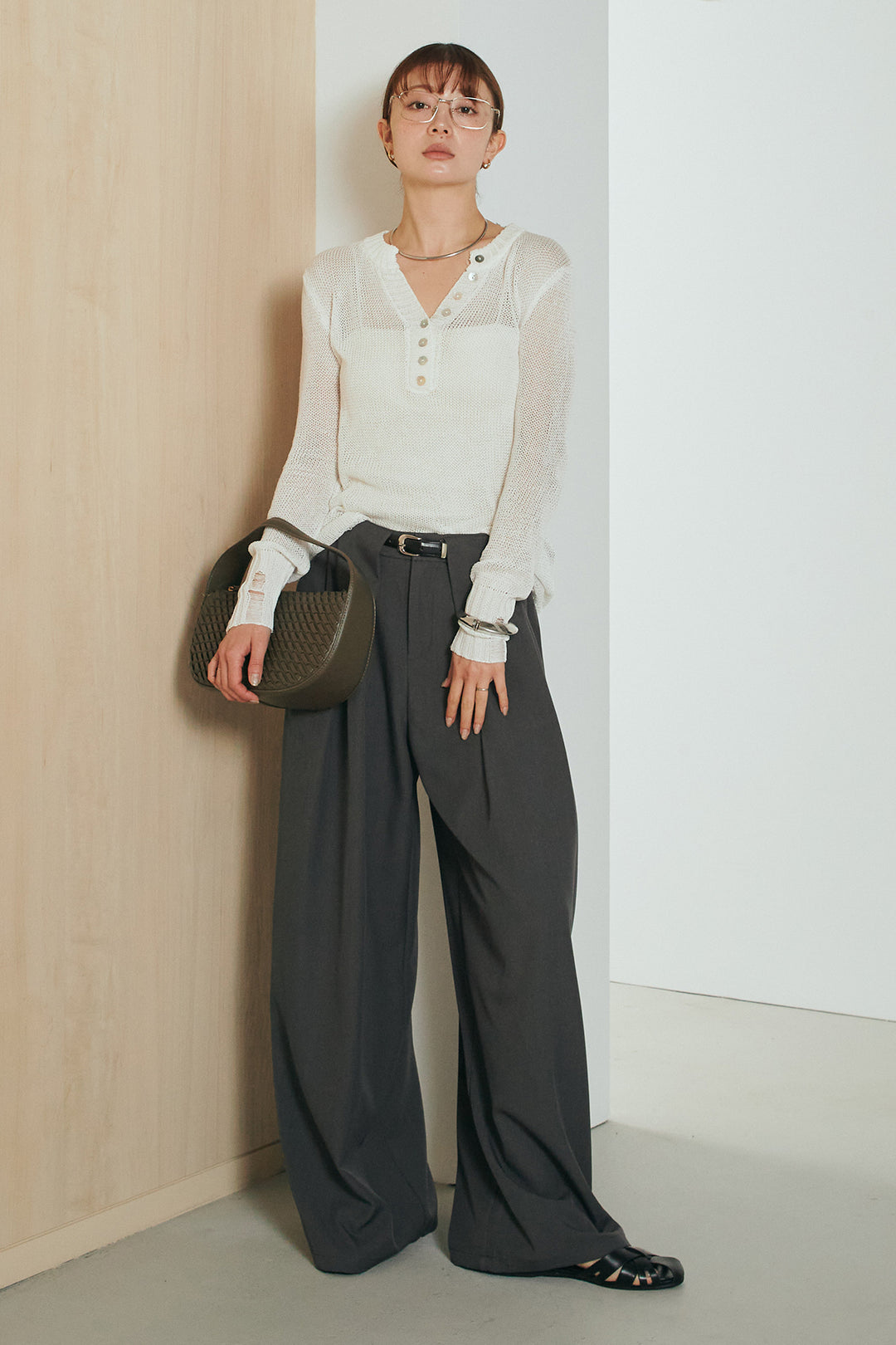 [SET]ヘンリーネックダメージニットプルオーバー+ビックベルトループタックベルト付きワイドパンツ(2set)