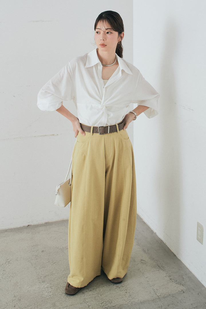 [SET]裾巻きツイストデザインシャツ+ベルト付きサイドタックワイドパンツ(2set)