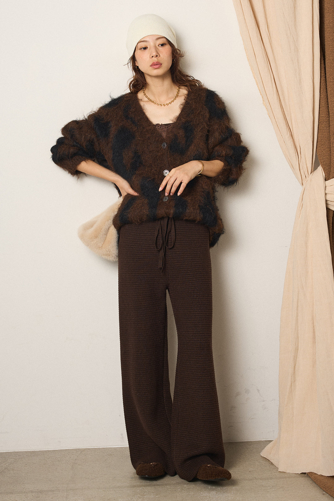 [SET]レオパードシャギータッチカーディガン+レースサテンキャミソール+ワイドリブニットイージーパンツ(3set)