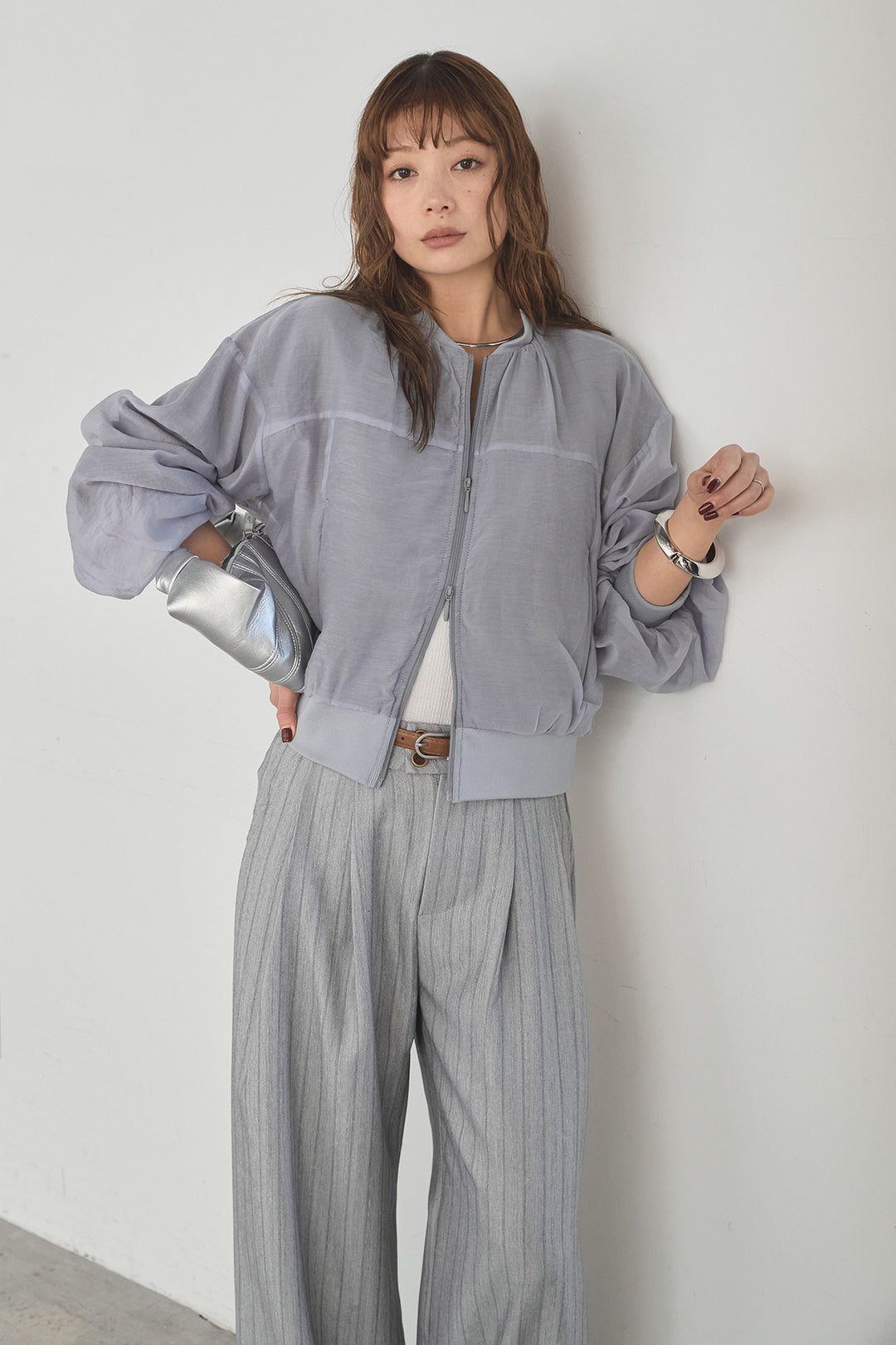 [SET]シアー×ポンチブルゾン+細ベルト付きピンストライプワイドパンツ(2set)