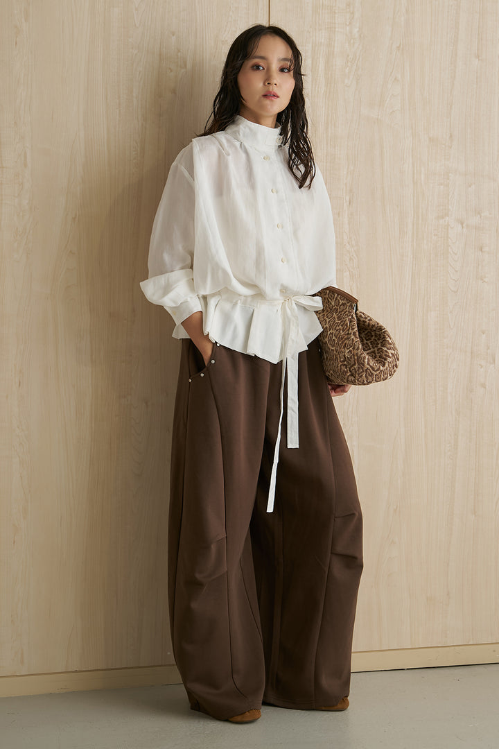 [SET]ハイネックウエストシェイプシャツ+スタッズ付きニーサイドタックスウェットパンツ(2set)