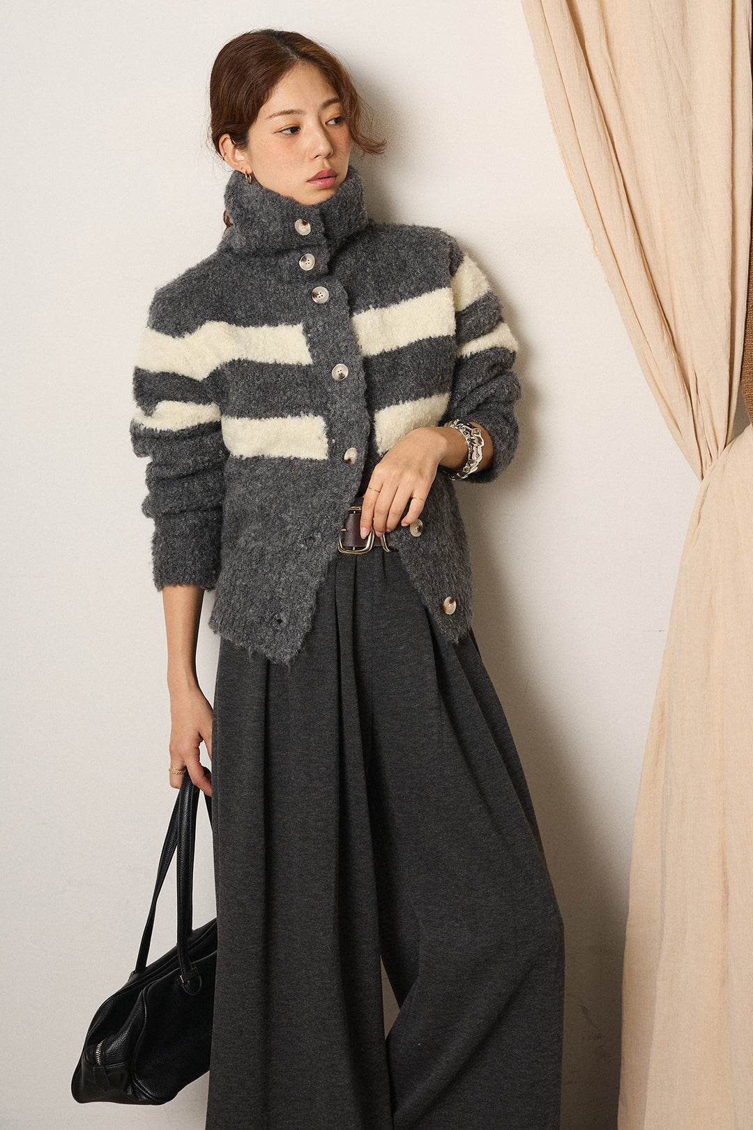 [SET]ハイネックボーダーニットカーディガン+フェイクレザー太ベルト付きタックワイドパンツ(2set)