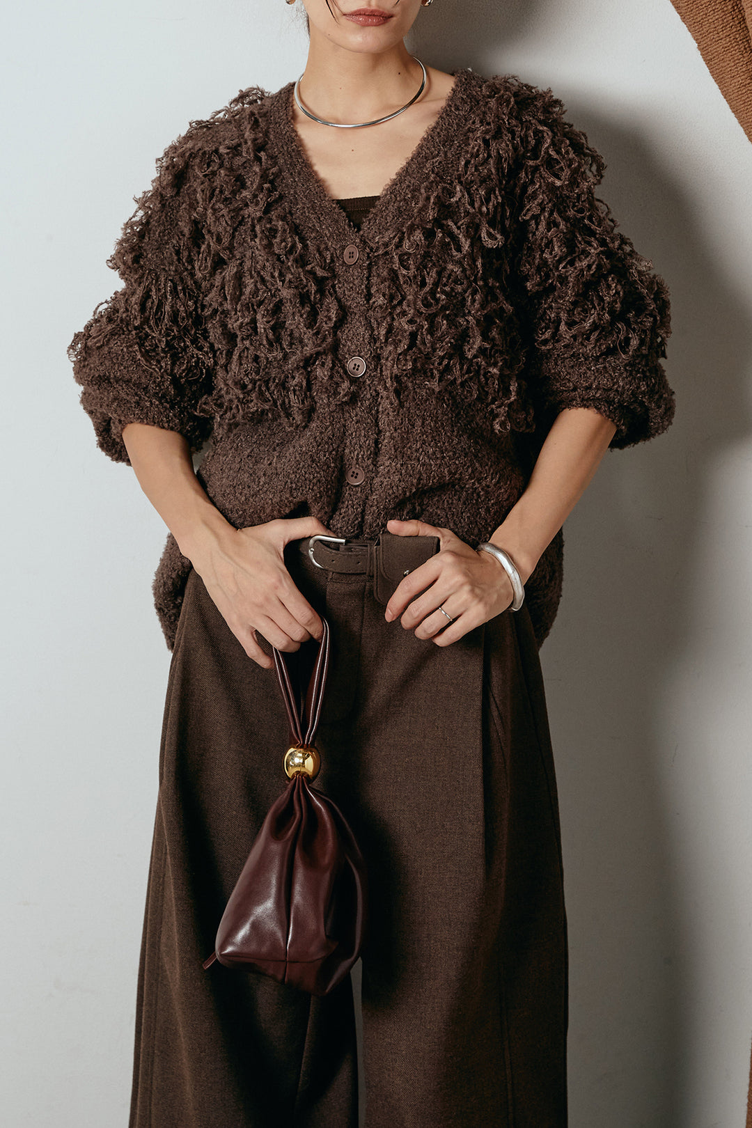 [SET]ループ編みVネックニットカーディガン+ポーチベルト付きカーブパンツ(2set)