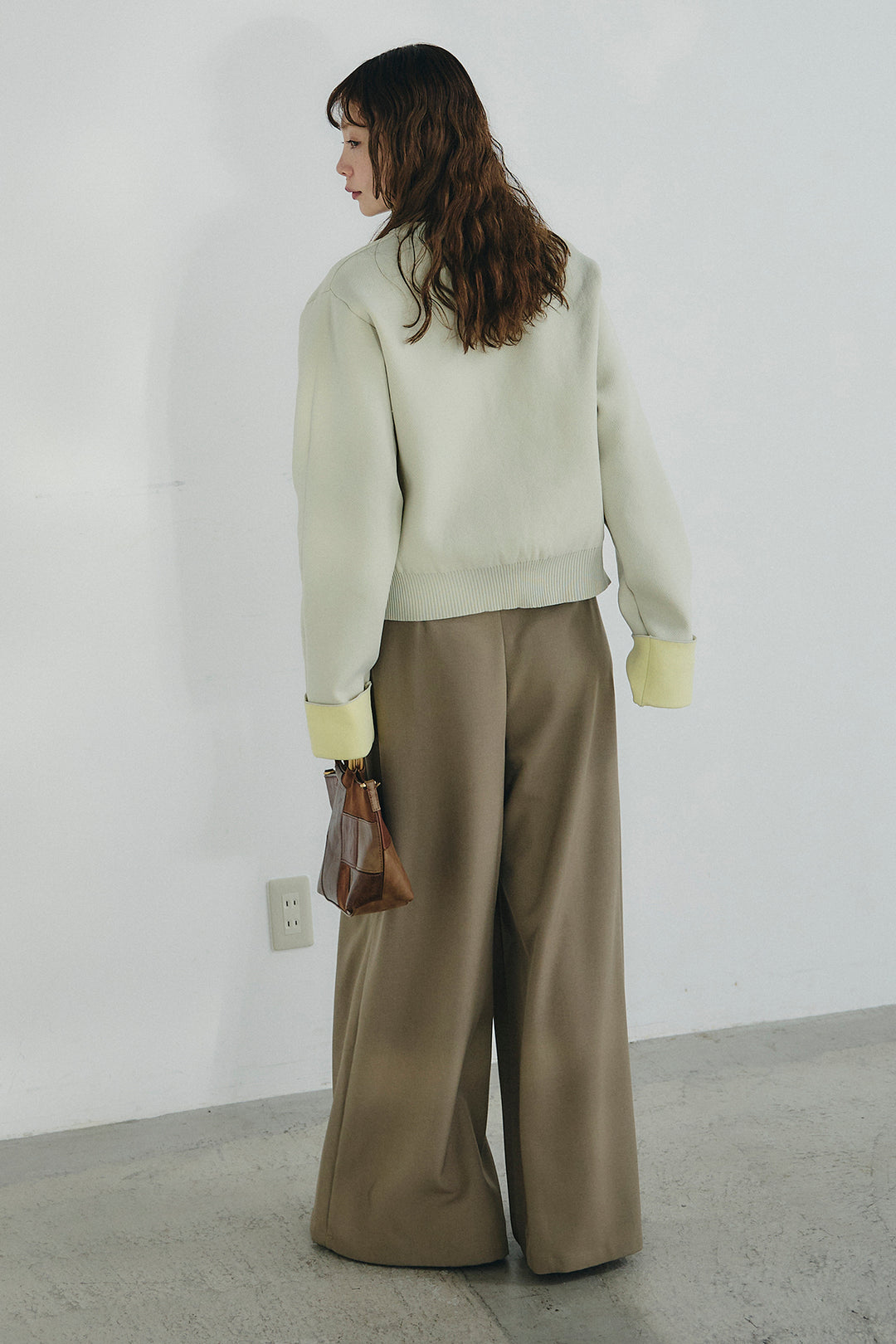 [SET]リバーシブル配色ニットカーディガン+ベルト付きツータックワイドパンツ(2set)