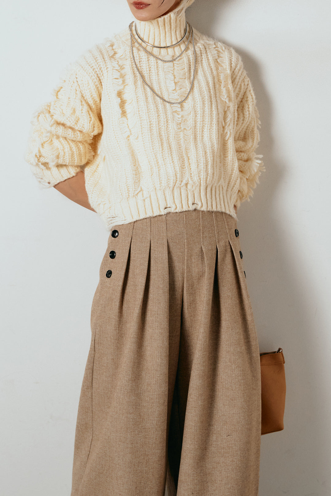 [SET]フリンジタートルショートニット+サイドボタンツイードタックパンツ(2set)