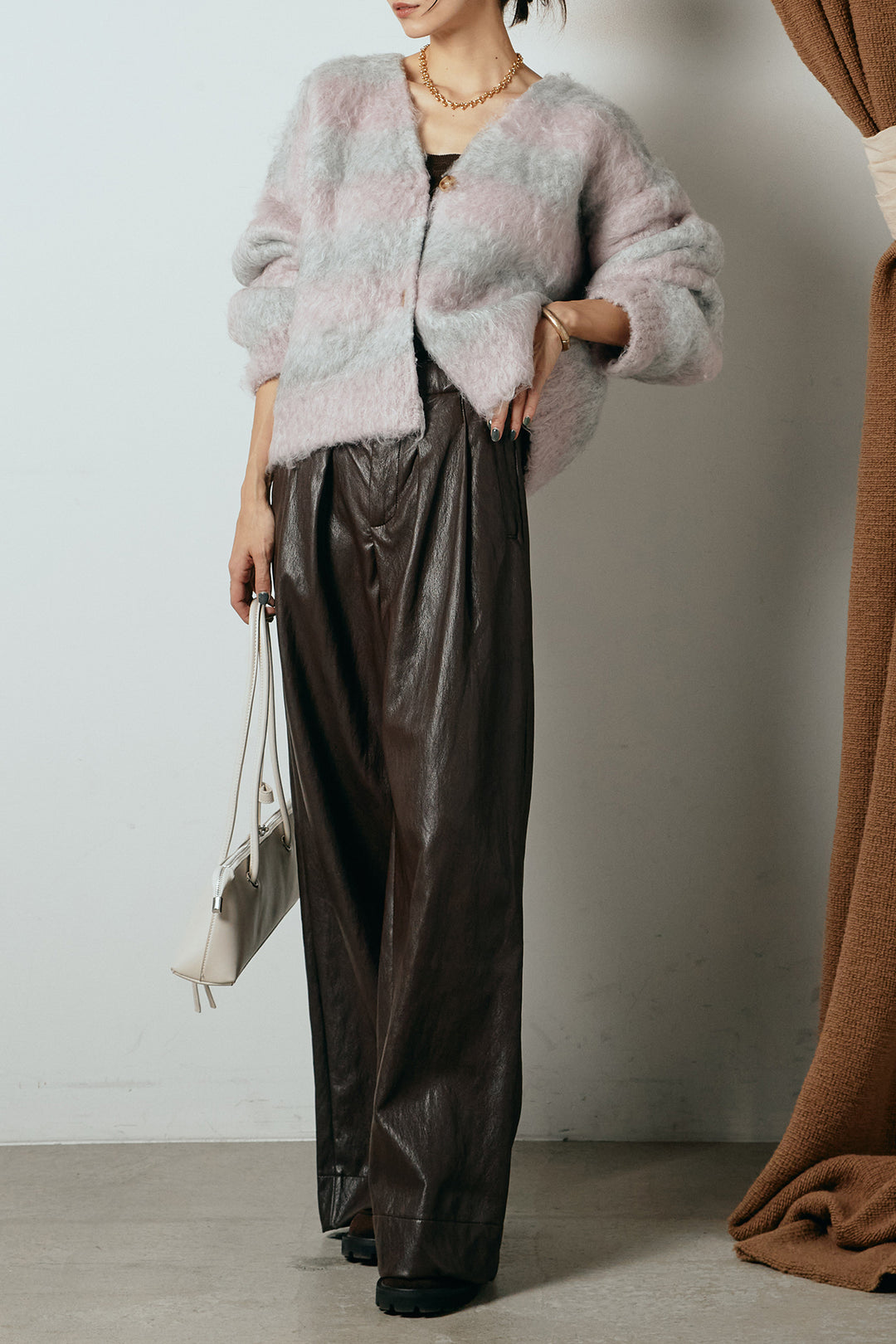 [SET]シャギーボーダー柄ニットカーディガン+ベルト付きレザーライクタックパンツ(2set)