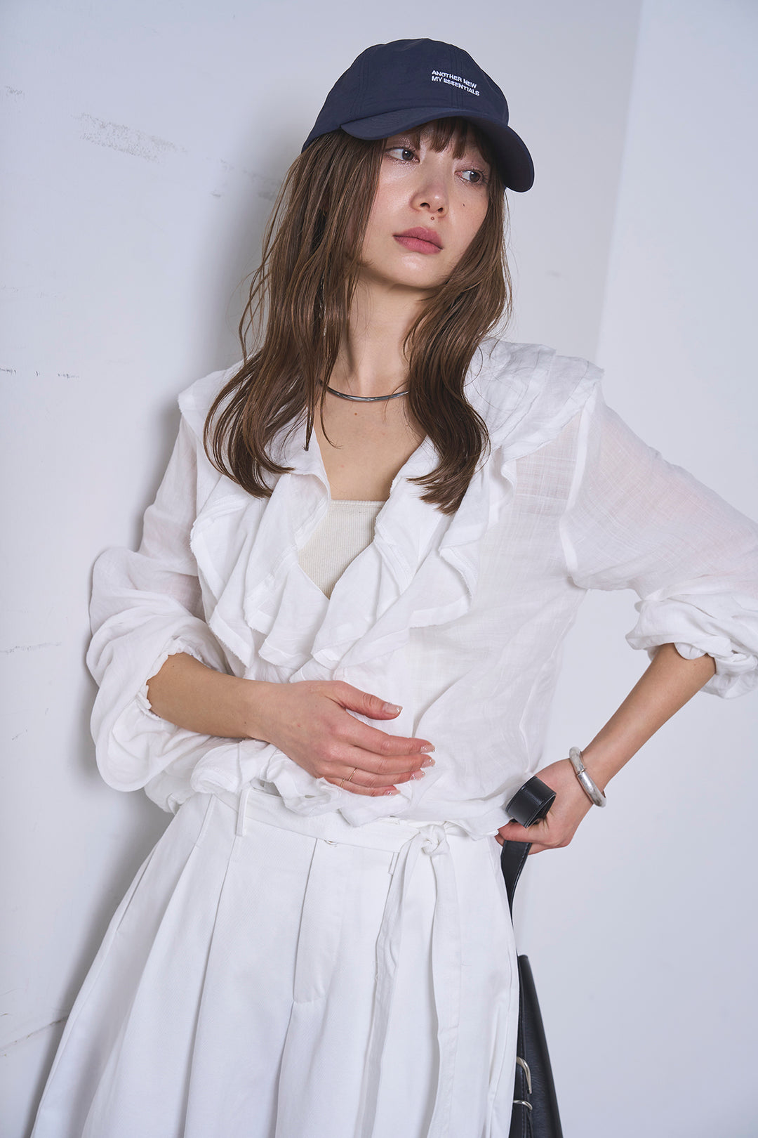 [SET]フリルボタンブラウス+紐ベルト付きカーブワイドパンツ(2set)