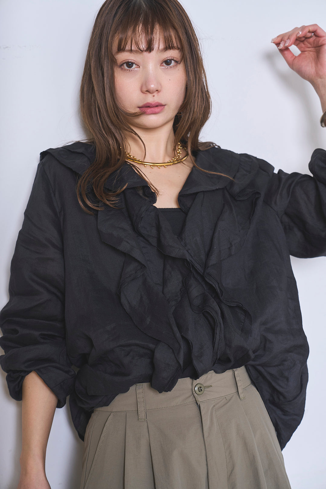 [SET]フリルボタンブラウス+ドライタフタタックバレルパンツ(2set)