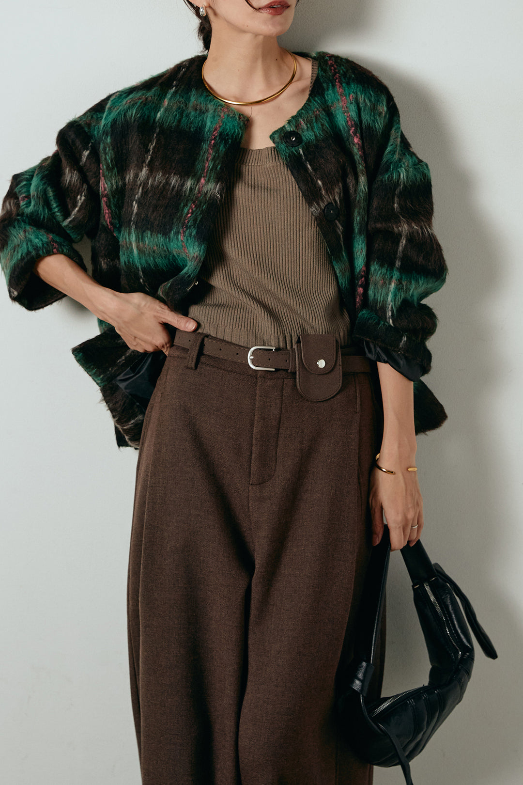 [SET]ノーカラーシャギーチェックアウター+ポーチベルト付きカーブパンツ(2set)